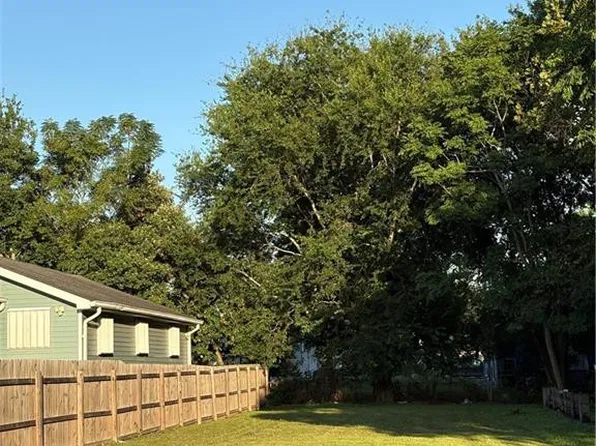 1335 Flood St, New Orleans, LA 70117