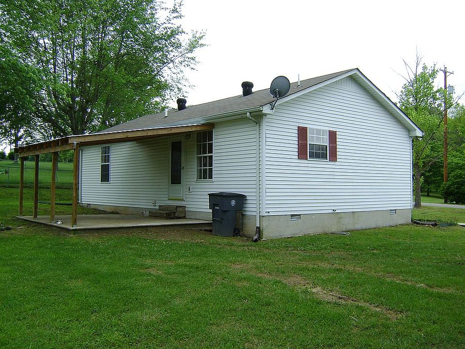 2nd image of 102 Greenland Dr