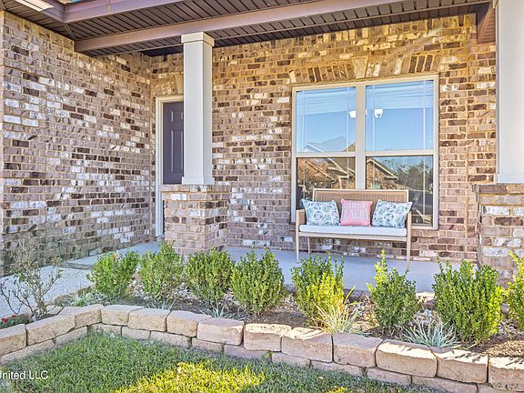 4th image of 14068 Anandale Cir