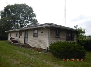 199 S State Line Rd, Beaverville, IL 60912