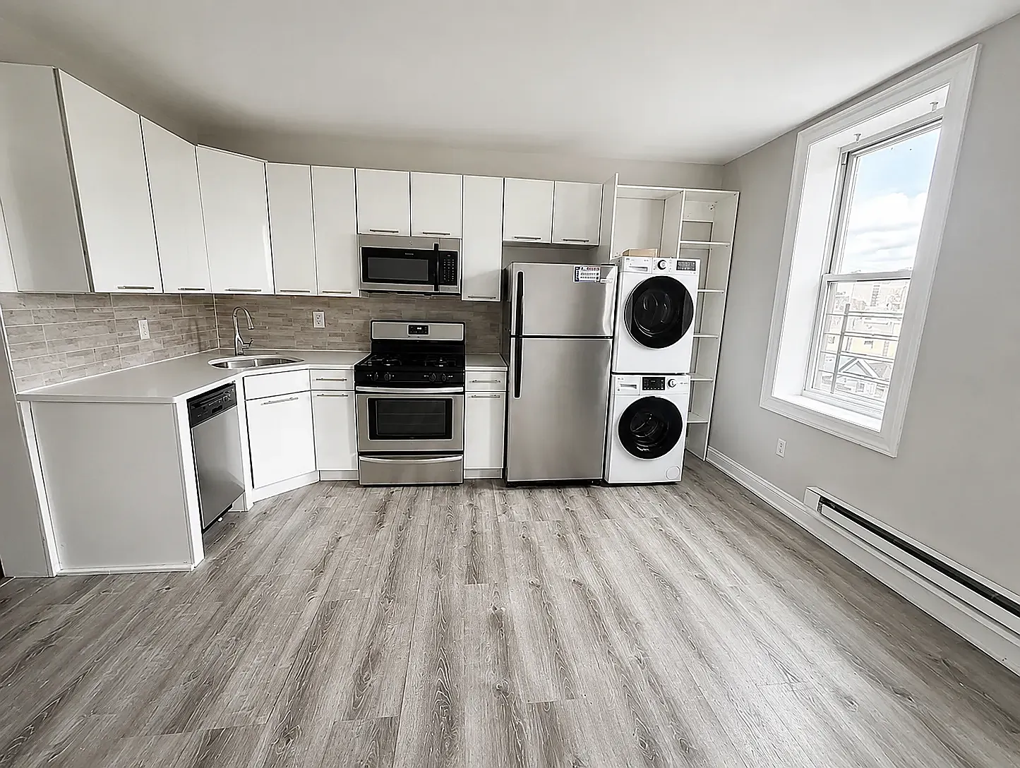 2 Bedroom Apartment for Rent in West New York, NJ - Unit D1 — Photo 1