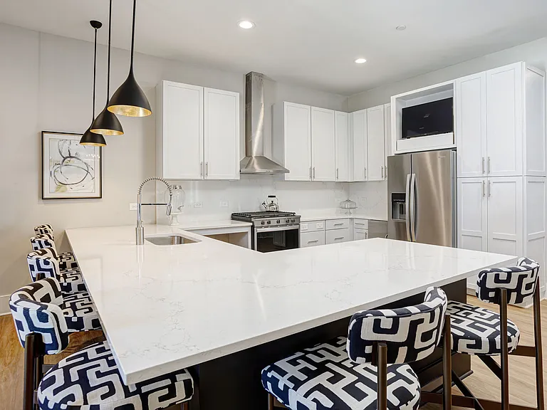 Clear Creek Springdale Apartments — Photo 5