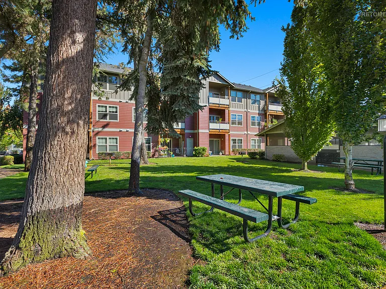 Heritage Meadow — Photo 19