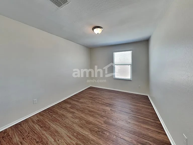 1508 N Banning — Photo 19
