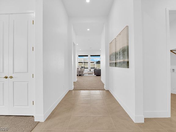 4th image of 5030 Sandrone Ave