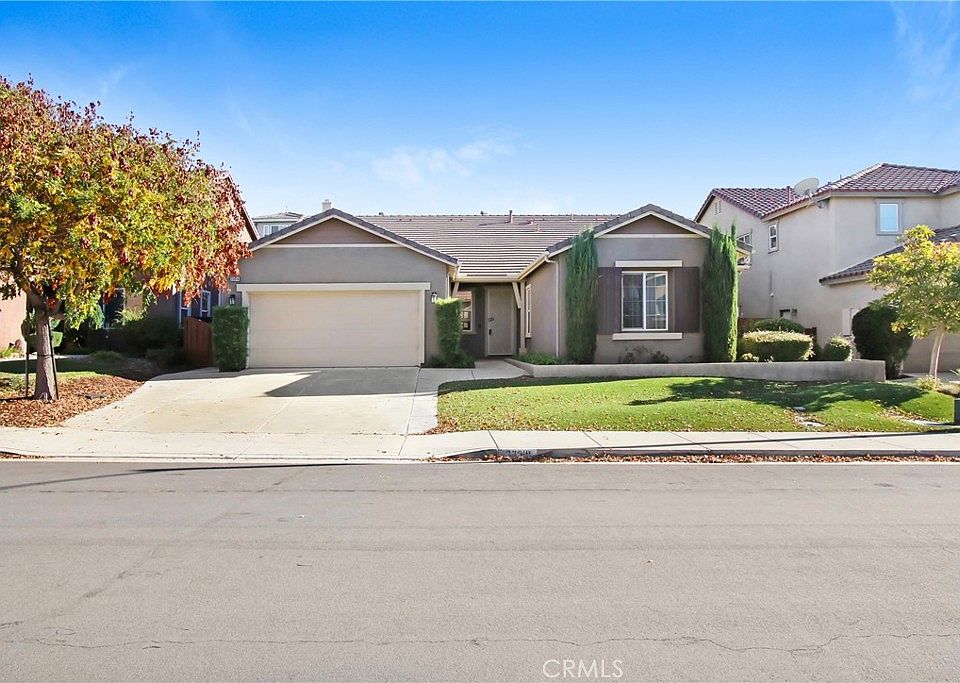 1st image of 33919 Galleron St