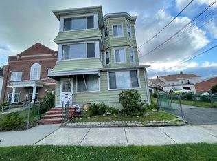 16 Bell St FLOOR 2, Chicopee, MA 01013