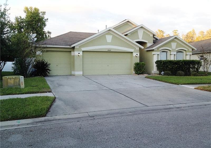 1st image of 19647 Ellendale Dr