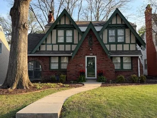 1233 W 72nd St, Kansas City, MO 64114