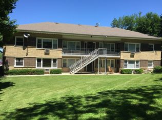 8239 Archer Ave APT 8, Willow Springs, IL 60480