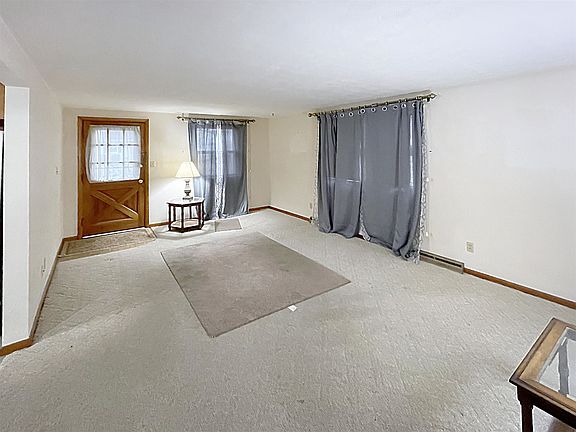 2nd image of Knoll Ave