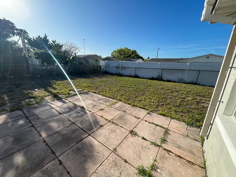 3352 Chauncy Rd — Photo 18