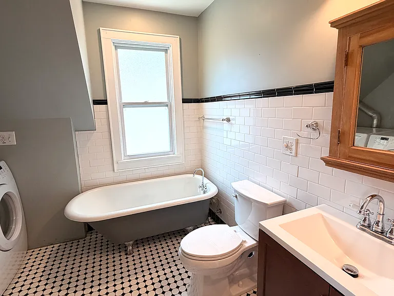 313 E Oklahoma Ave #B — Photo 5