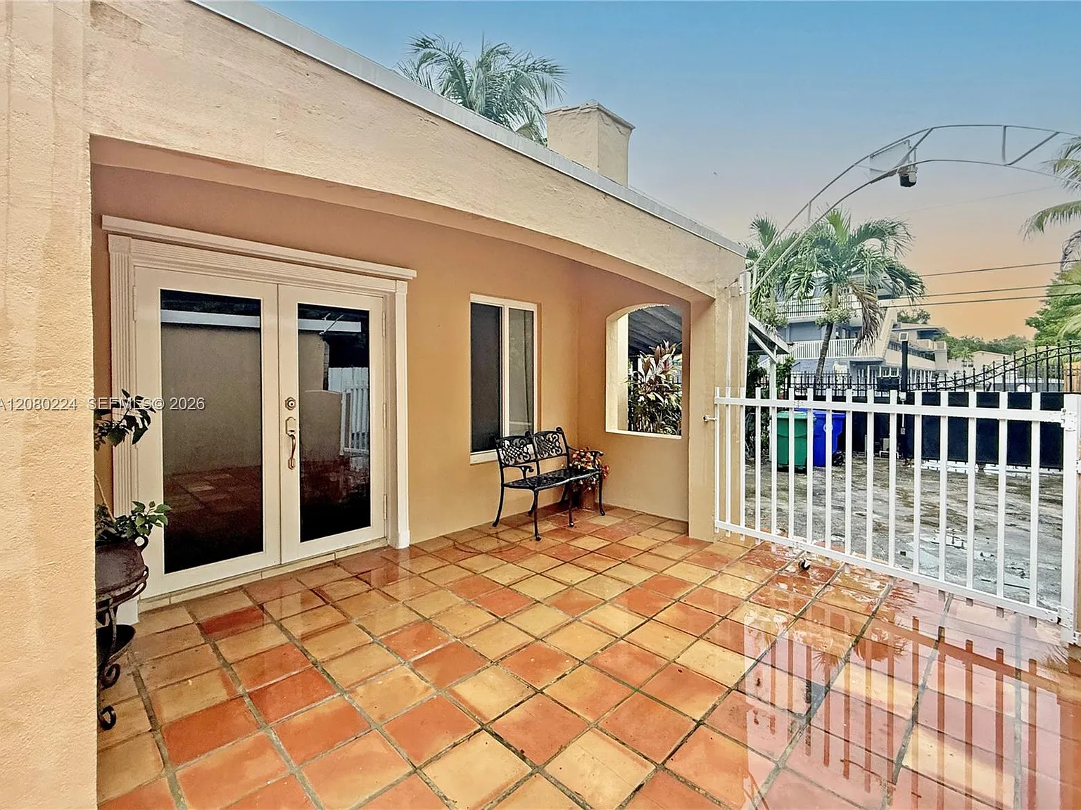 Biscayne Heights — Photo 4