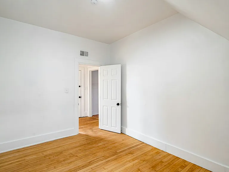 2955 N 17th St #B — Photo 7