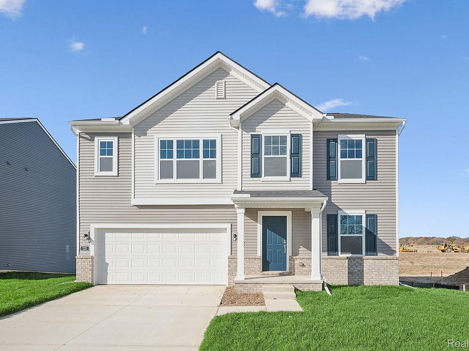 1st image of 725 Knollwood Bnd