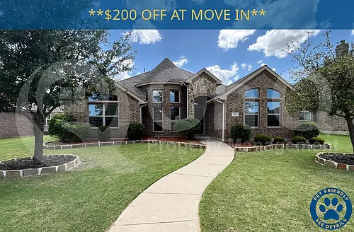 1705 Fair Oaks Ln Photo 1