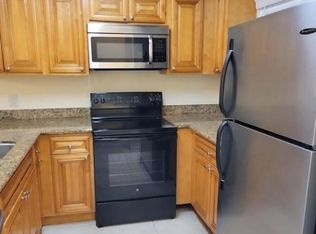1442 Lake Crystal Dr APT E, West Palm Beach, FL 33411