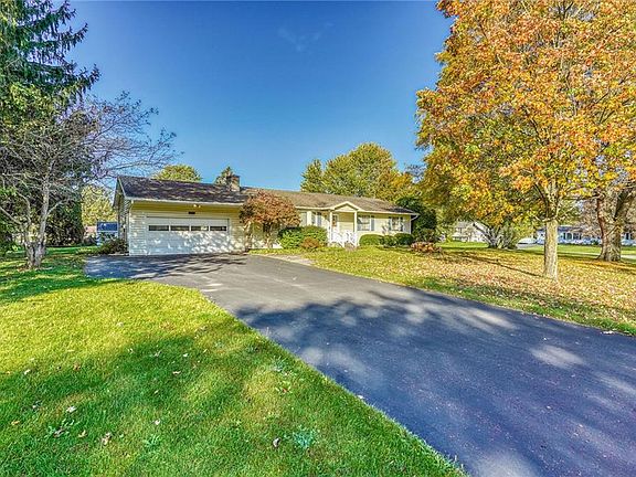 4th image of 1318 Mary Dr