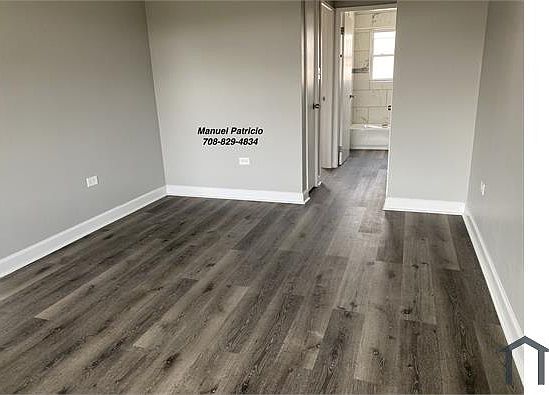 2nd image of 2129 W 119th St #10