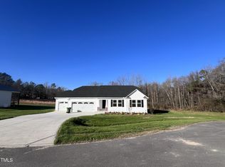 297 Paint Horse Dr, Benson, NC 27504