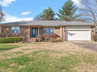 211 Browning Pl, Hopkinsville, KY 42240