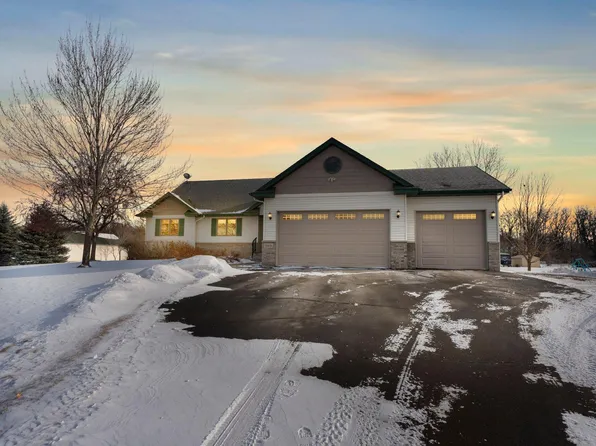 30835 141st St NW, Princeton, MN 55371
