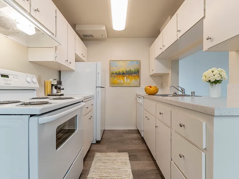 Waverly Manor - 1 Bedroom Economy Waverly Manor - 1 Bedroom Economy