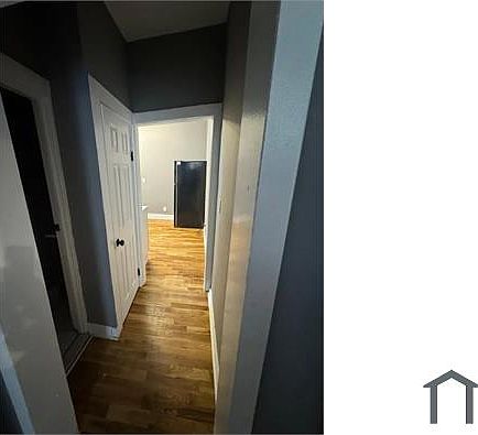 4th image of 717 Arlington Ave APT 2C