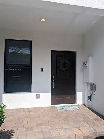 235 SW 159th Dr — Photo 2