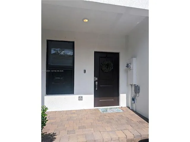 Building Photo - 235 SW 159th Dr
