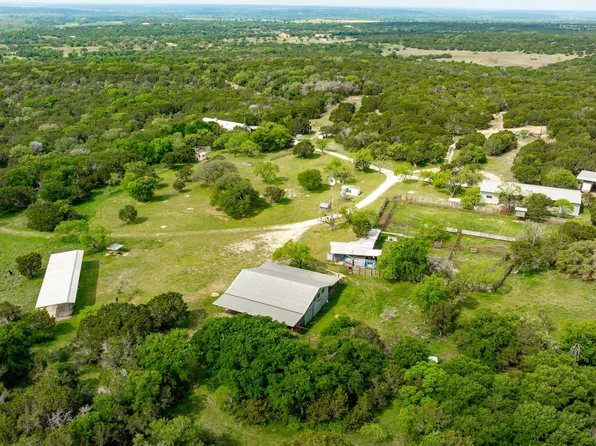 5905 N Us Highway 281 #400, Hamilton, TX 76531