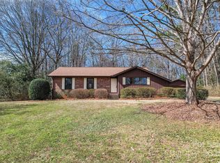 10007 Mountain Apple Dr, Mint Hill, NC 28227