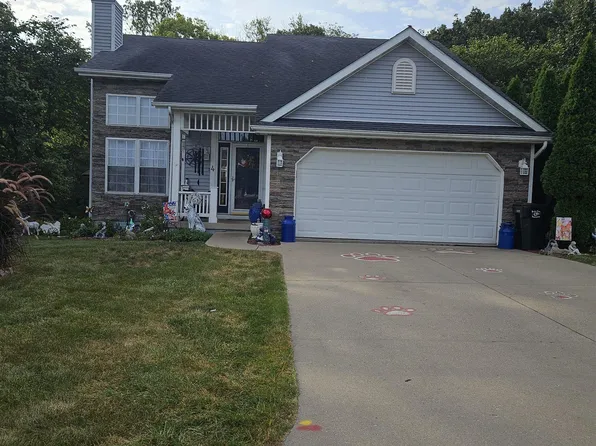 4 Cambridge Ct, Ottumwa, IA 52501