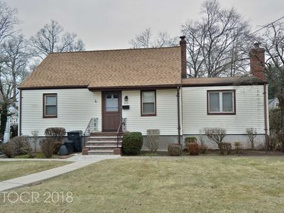 213 Ames Ave, Bergenfield, NJ, 07621