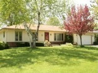 4008 Skyview Dr, Janesville, WI 53546