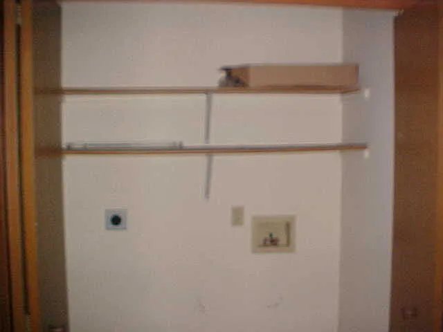 226 W Edgerton St — Photo 6