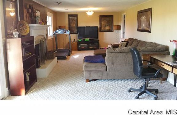 5th image of 55 Northridge Dr