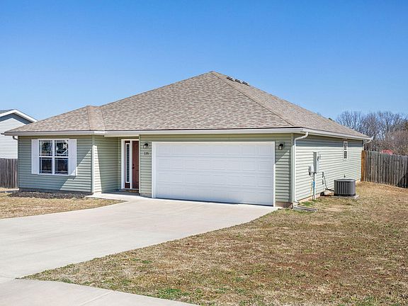 2nd image of 135 Travis Street