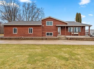 7624 Seidl Rd, Manitowoc, WI 54220
