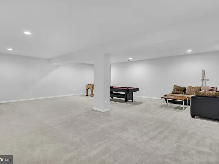 41919 Spring Air Dr — Photo 32