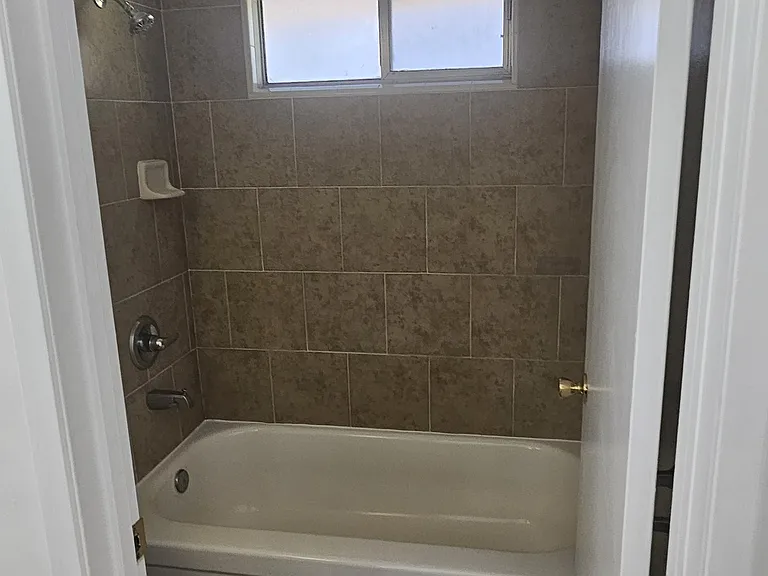 5893 S Land Park Dr — Photo 15