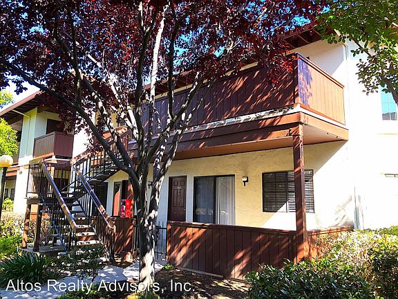 2nd image of 455 Costa Mesa Ter APT D