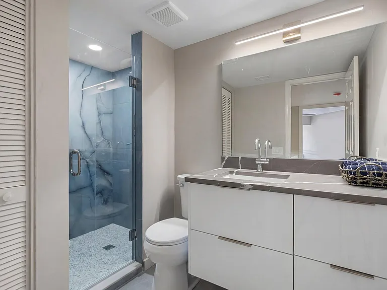 4348 Hazel Ave #B — Photo 14
