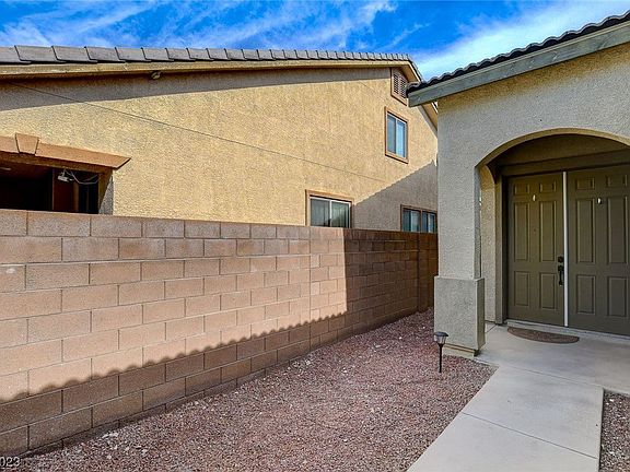 4th image of 4059 Cougar Falls Ct