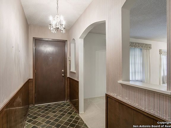 5th image of 14214 Brook Hollow Blvd