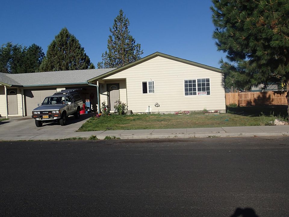 Front, showing mostly 2805