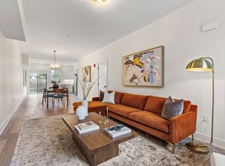 100 Albion Rd #406, Bedford, MA 01730