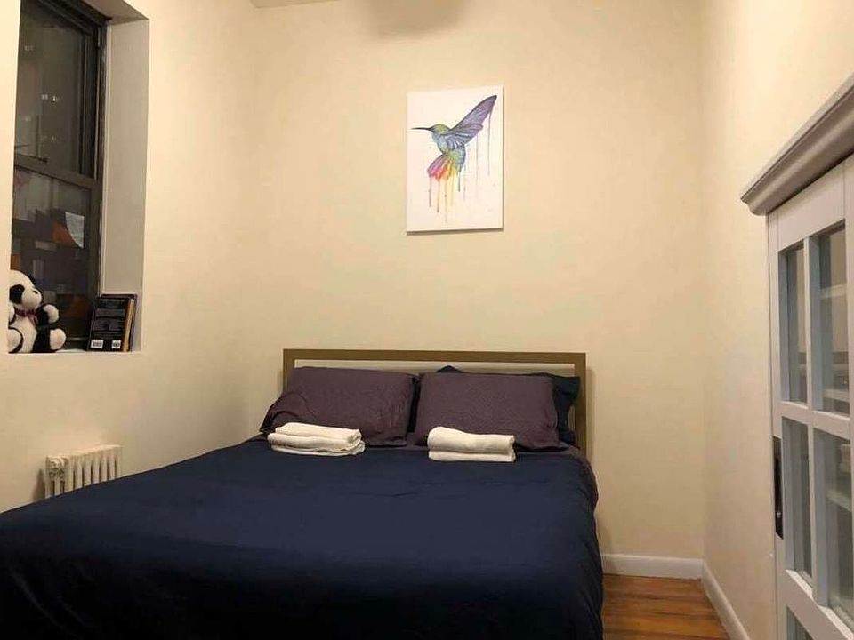 2nd image of 204 E 32nd St #5