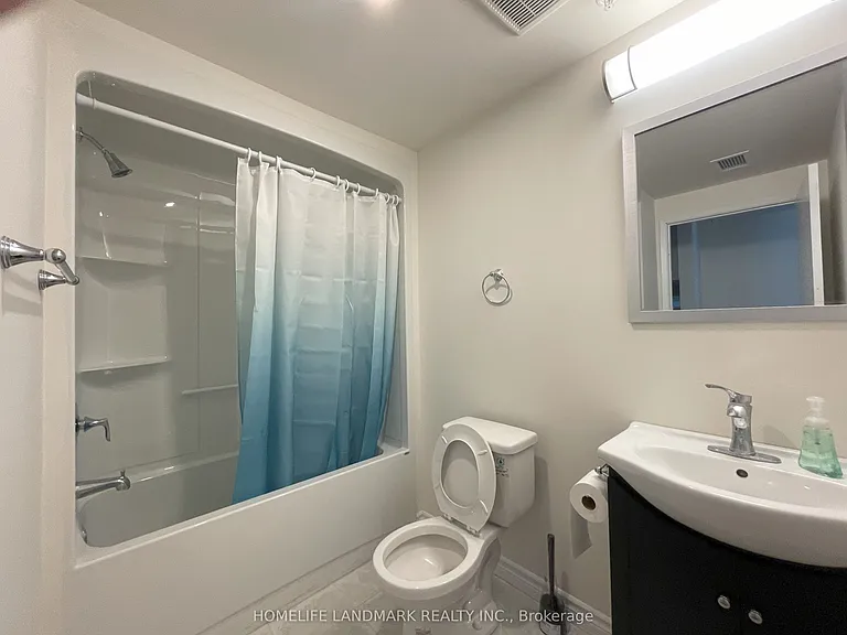 246 Lester St #602 — Photo 16
